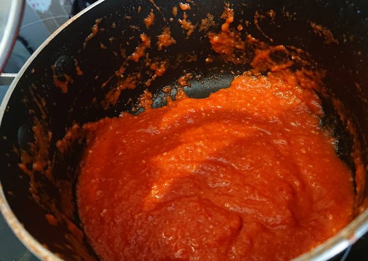 Step-by-Step Guide to Prepare Homemade Meatball Sauce