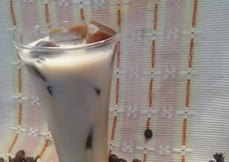 Bagaimana Membuat Milk Coffe Ice Cube ala cafe, Enak Banget