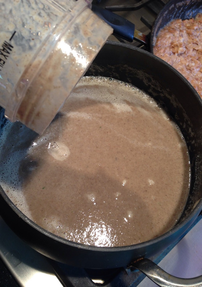 Una foto de Crema de hongos