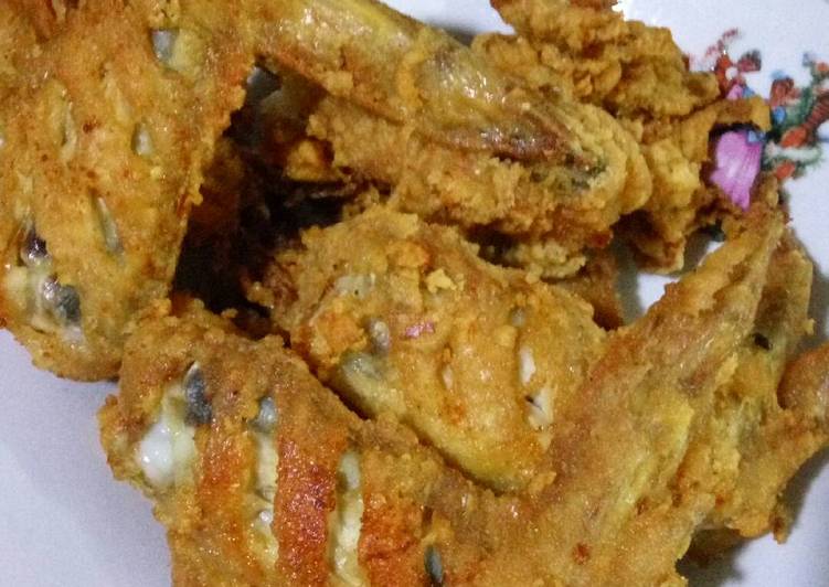 Spicy crispy chicken wings