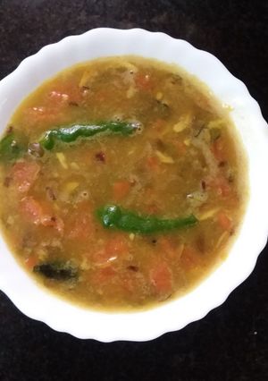 उडीद डाळ वरण (Udid Dal Varan Recipe In Marathi) रेसिपी चे मुख्य फोटो 