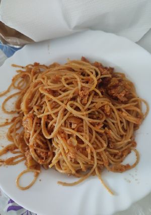 Una foto de Espaguetis boloñesa 🍝🍝