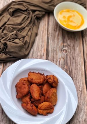 A picture of Kosai|Akara|Beans cake.
