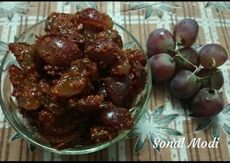 Steps to Prepare Speedy Fresh grapes with pickle masala