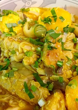 Hình của món Đậu non, tempeh chiên sốt nấm kim châm.