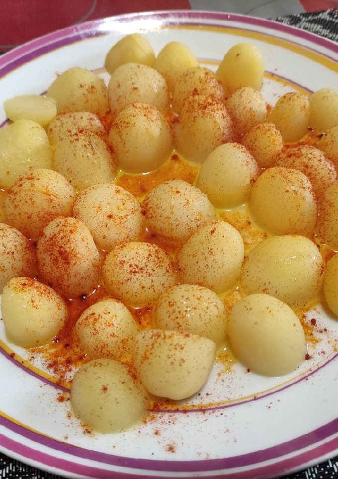 Una foto de Patatas cocidas con pimentón (guarnición rapidísima en 10 min)