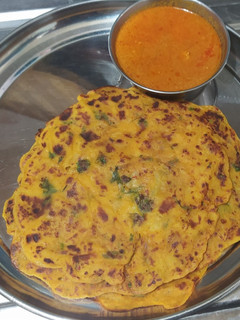 லிக்விட் ஆலு பராத்தா செய்முறை முக்கிய புகைப்படம்