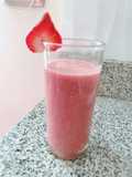 Batido de fresas y avena con leche de almendras 🍓