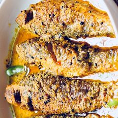 A picture of Paabda Maach’er Jhaal (Catfish spicy gravy).
