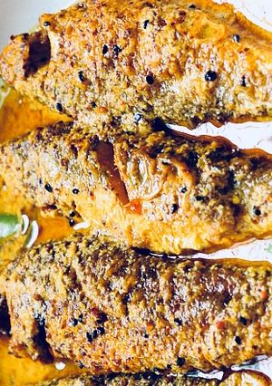 A picture of Paabda Maach’er Jhaal (Catfish spicy gravy).