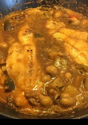 Une photo de Filets de cabillaud à la ratatouille et champignons de Paris