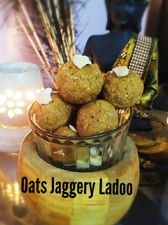 A picture of Oats Jaggery ladoo.