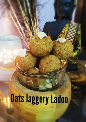 A picture of Oats Jaggery ladoo.
