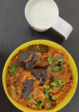 A picture of Curd brinjal gravy.