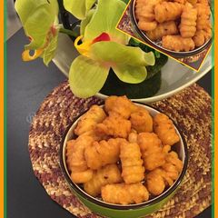 A picture of Potato Curlers/ kulkuls.