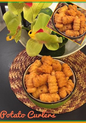 A picture of Potato Curlers/ kulkuls.