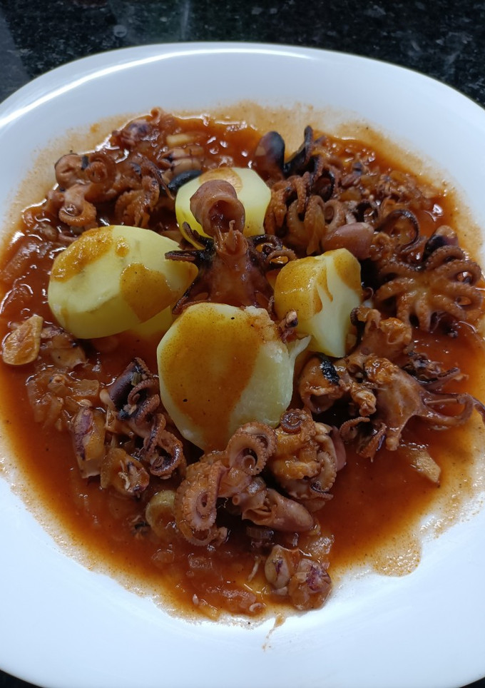 Una foto de Pulpitos y puntillas con patata 😋