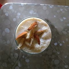 A picture of Energy Drink Apple shake.
