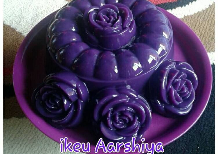 Puding ubi ungu