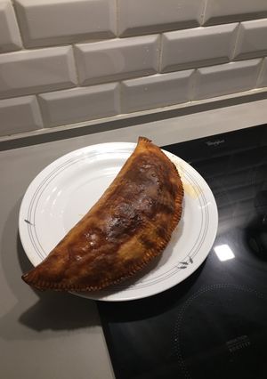 Una foto de Empanada sin gluten de atún, huevo y olivas