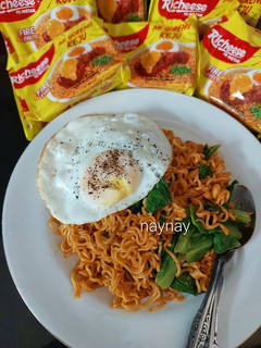 Foto resep Mie Goreng Keju Pokcoy dan telur ceplok