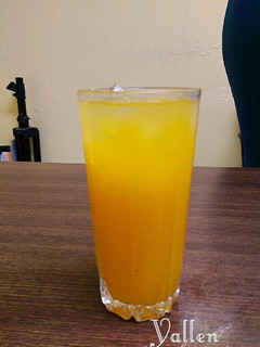 Una foto de Jugo de maracuya/ chinola/ passion fruit