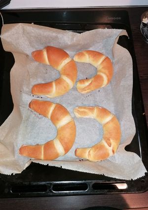 Foszlós vajaskifli recept fotója