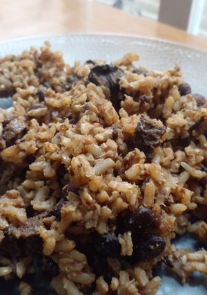 Una foto de Arroz con hongos y más