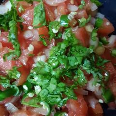 A picture of Tomato and onion salad#saladcontest.