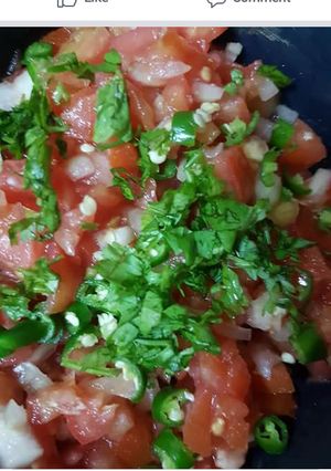 A picture of Tomato and onion salad#saladcontest.