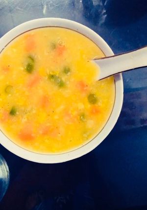 A picture of Vegetarian soup.