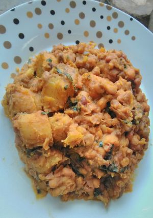 A picture of Honey Beans and Plantain Porridge.