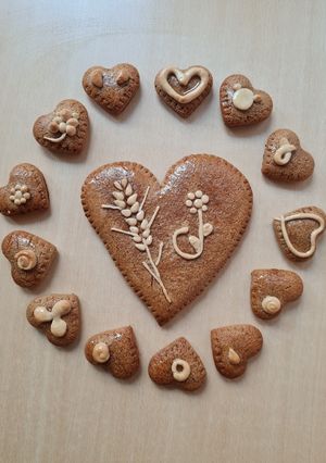 Una foto de Dražgoški kruhek 🇸🇮 galletas/pan de miel de Eslovenia