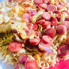 A picture of Hubby-made noodles.