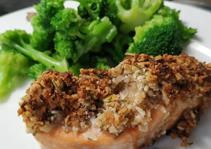 Easiest Way to Salmon with a Pistachio Coating