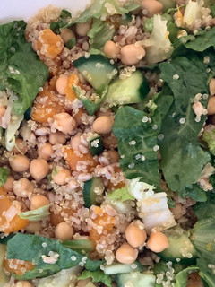 A picture of Orange pistachio quinoa salad.