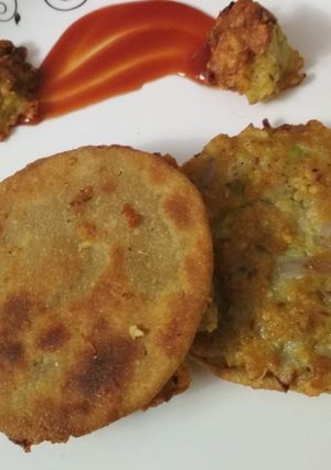 A picture of Korma Puri.