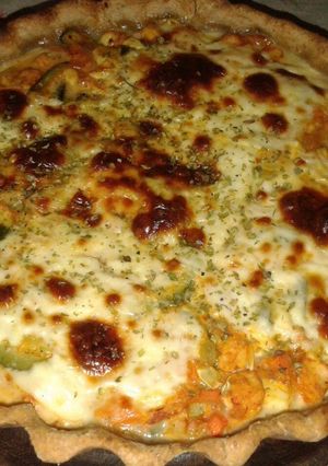 Una foto de Tarta integral de pollo y verduras :)