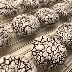 A picture of Chocolate Crinkle Cookies.