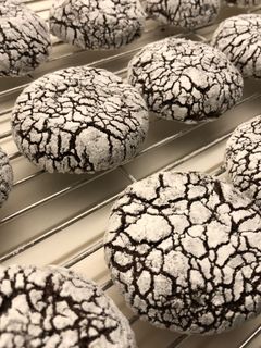 A picture of Chocolate Crinkle Cookies.