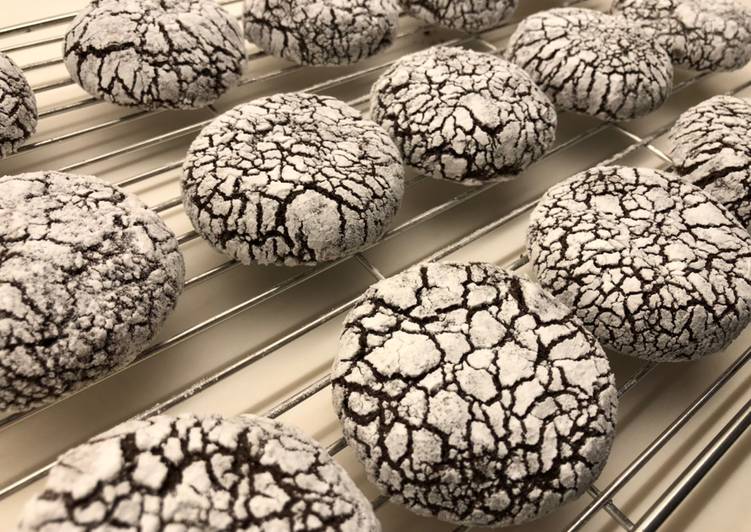 Step-by-Step Guide to Prepare Speedy Chocolate Crinkle Cookies