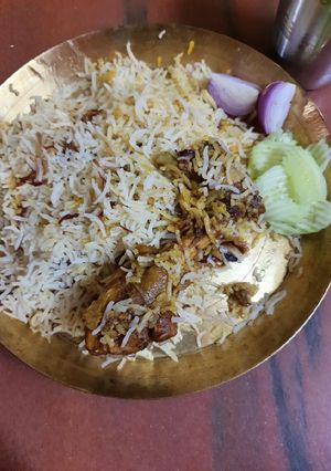 চিকেন বিরিয়ানি (Chicken Biriyani recipe in Bengali) রেসিপির প্রধান ছবি