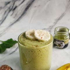 A picture of Matcha Green Smoothie (healthy drink).