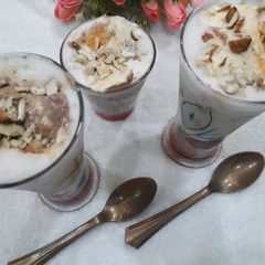 A picture of Raj bhog faluda.