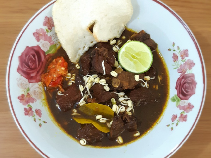 Bagaimana Menyiapkan Rawon Daging yang Bikin Ngiler