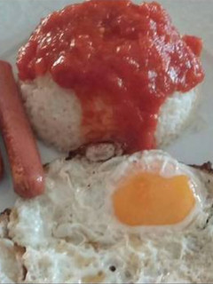 Una foto de 545 Arroz a la cubana