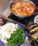 Lẩu chua cay xúc xích kim chi 🍜🐙🦀🌳