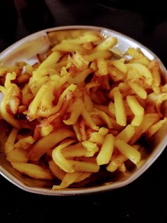 আলু ভাজা(Aloo bhaja recipe in Bengali) রেসিপির প্রধান ছবি