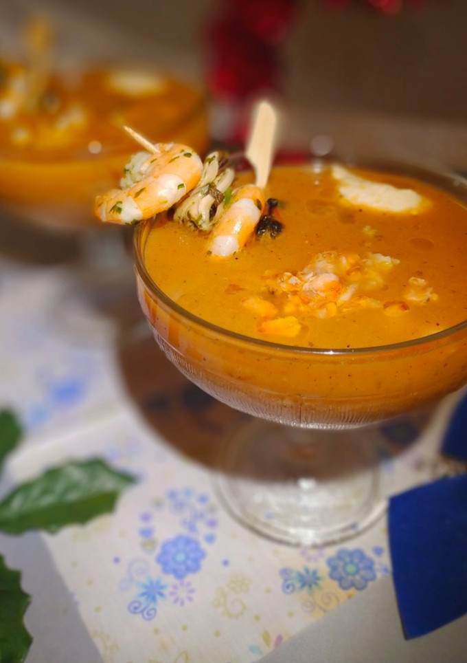 Una foto de Crema de Salmón y Marisco en Olla Programable