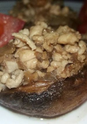 A picture of Chicken Stuffed Mushroom.